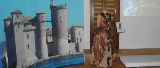 foto-vestiti-d-epoca-10-05-2019-12