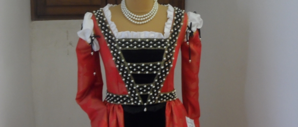 foto-vestiti-d-epoca-10-05-2019-31