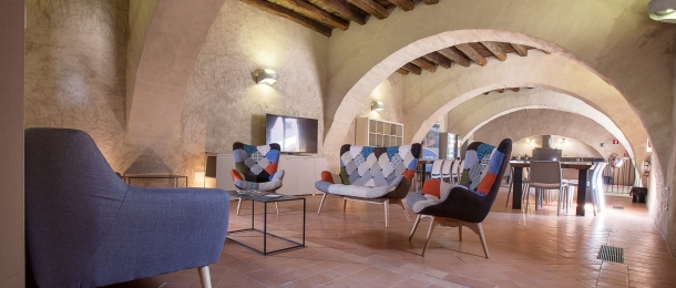 Ostello 04 Salone_IMG_0593-HDR-Modifica